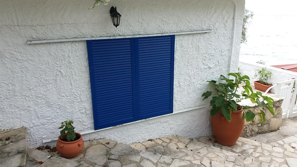 Constantinos Apartments Lassi  Eksteriør billede